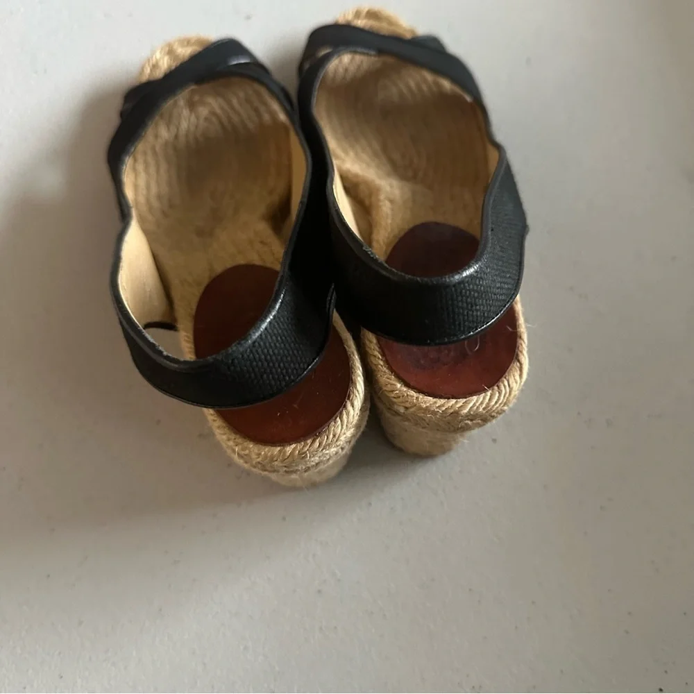 Christian Louboutin
Canvas Espadrilles wedge women’s - Picture 4 of 8